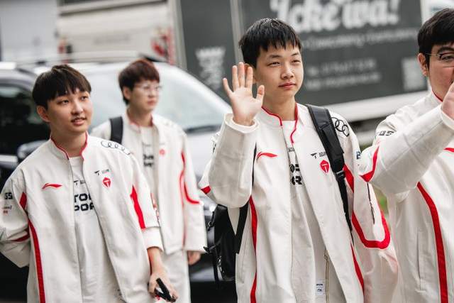 MAD横扫WBG,Inspired操刀奇招英雄翻盘宿敌对决成都决赛之夜,让粉丝疯狂欢呼的简单介绍 MAD横扫WBG,Inspired操刀奇招英雄翻盘宿敌对决成都决赛之夜,让粉丝疯狂欢呼的简单介绍