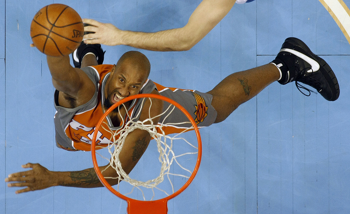 步行者强势黄蜂,加里纳利高光表现的简单介绍 步行者强势黄蜂,加里纳利高光表现的简单介绍