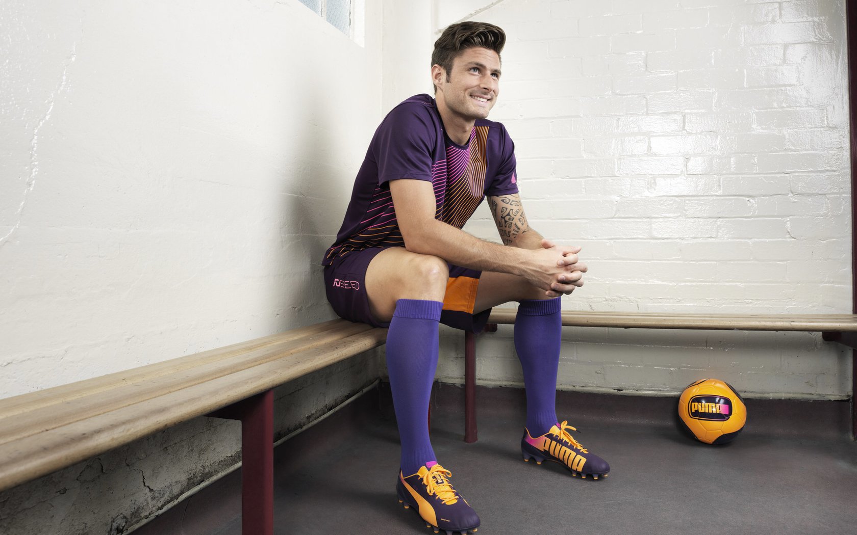 跨界统治力,从马里篮球到F1赛道,解析压制与接管的竞技哲学