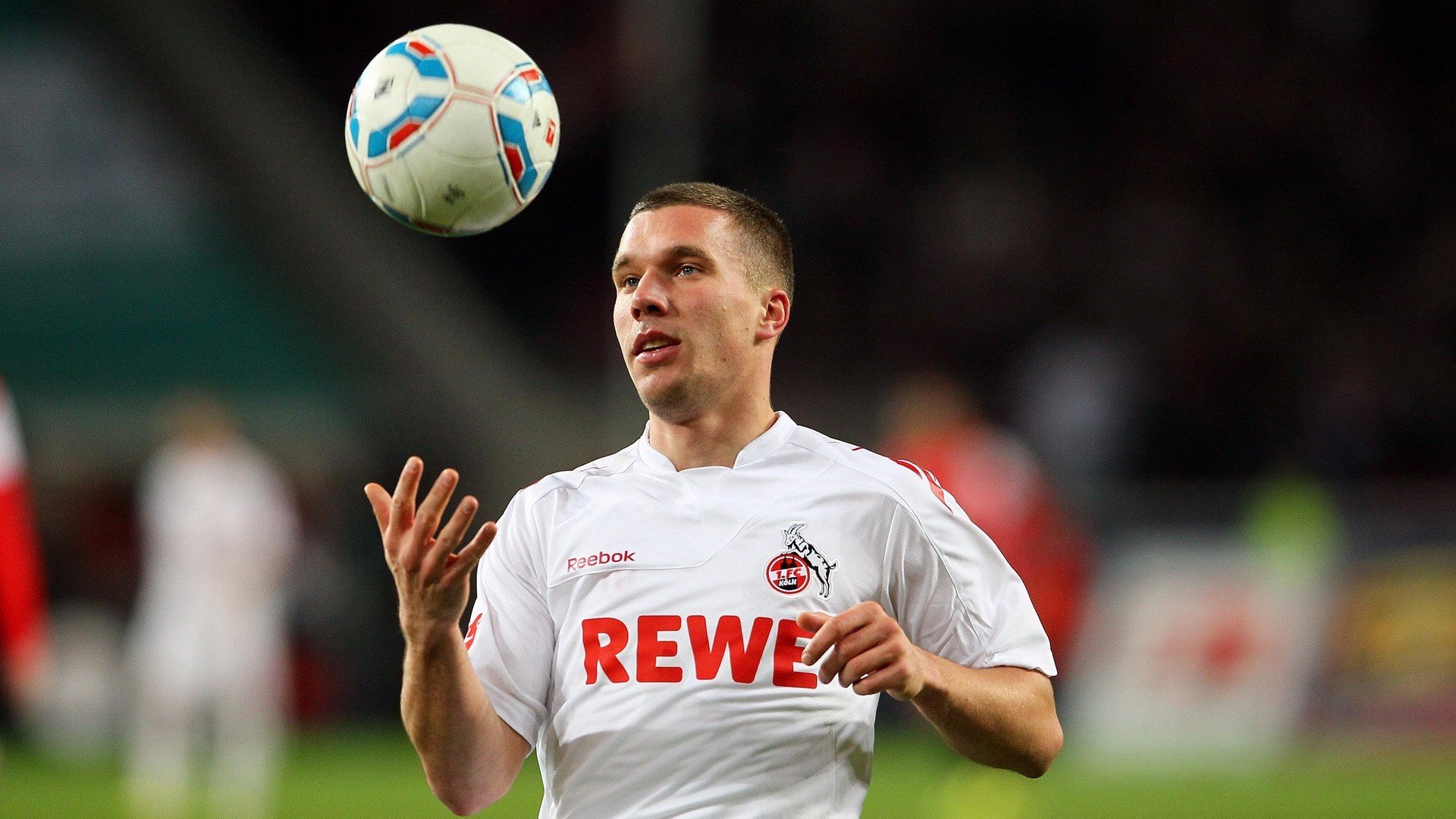 开云体育下载-舞台越大越强，久保建英的蜕变与洪都拉斯节奏掌控里昂的启示